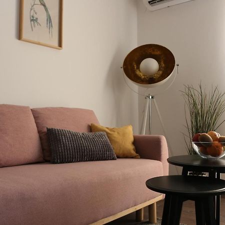 Luca, Digital Nomad Getaway Studio Apartment Zagreb Exterior foto